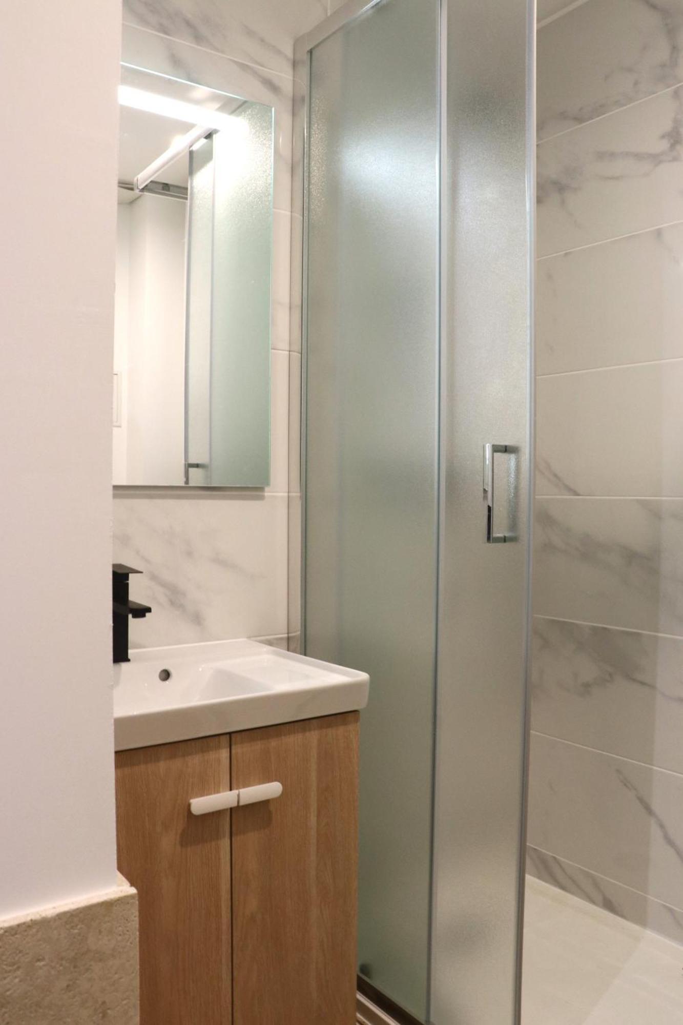 Superbes Appartements Modernes Et Neufs Bagnols-sur-Cèze المظهر الخارجي الصورة
